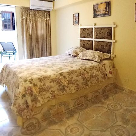 Belo Bay Apartment Hotel Portobelo Exterior photo