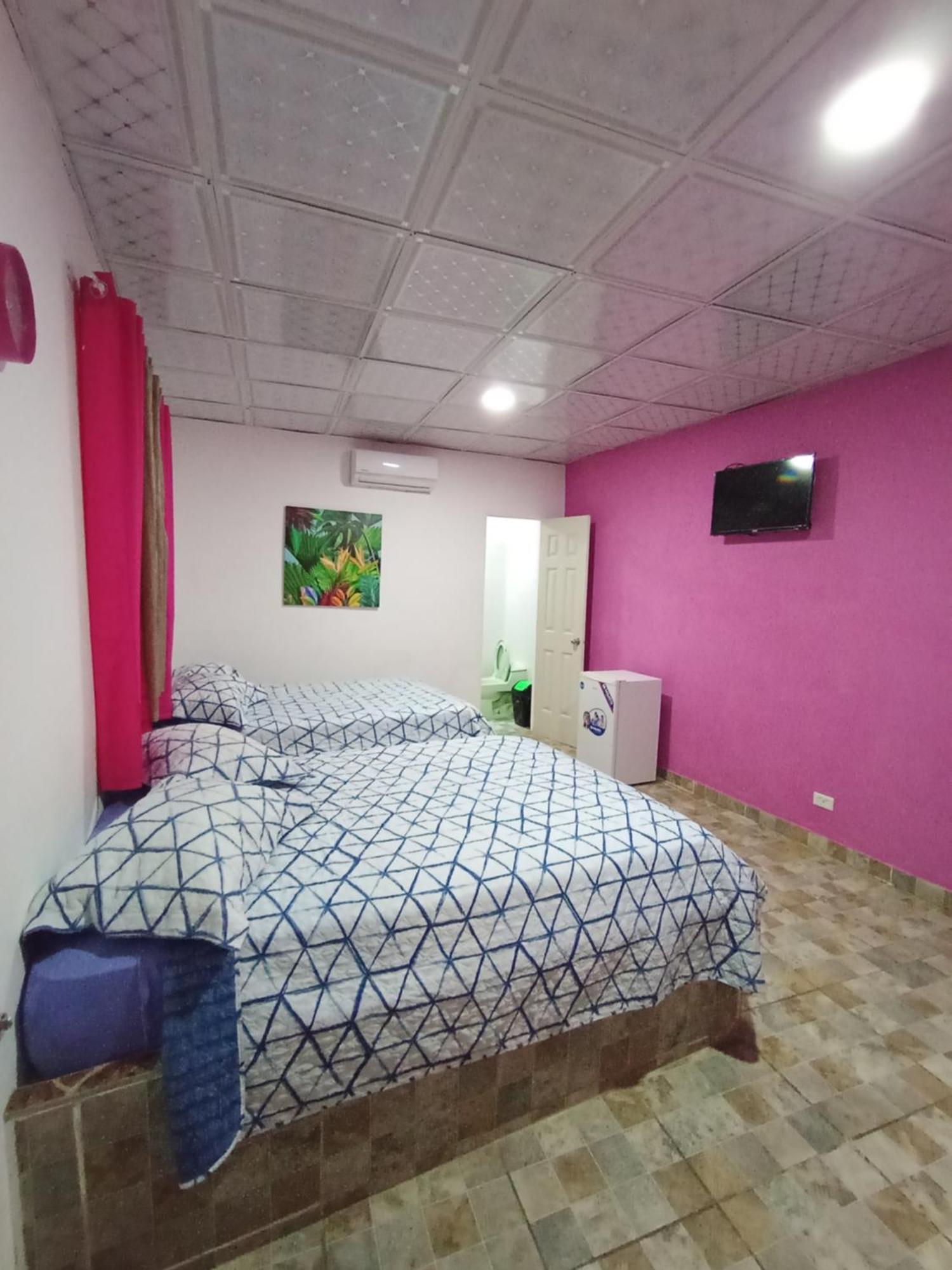Belo Bay Apartment Hotel Portobelo Exterior photo