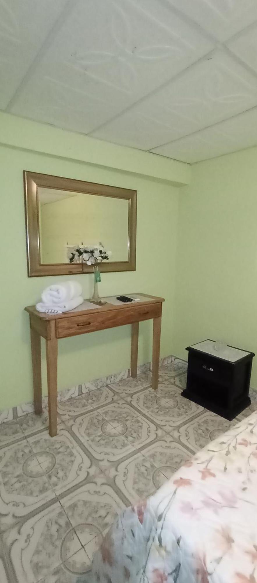 Belo Bay Apartment Hotel Portobelo Exterior photo