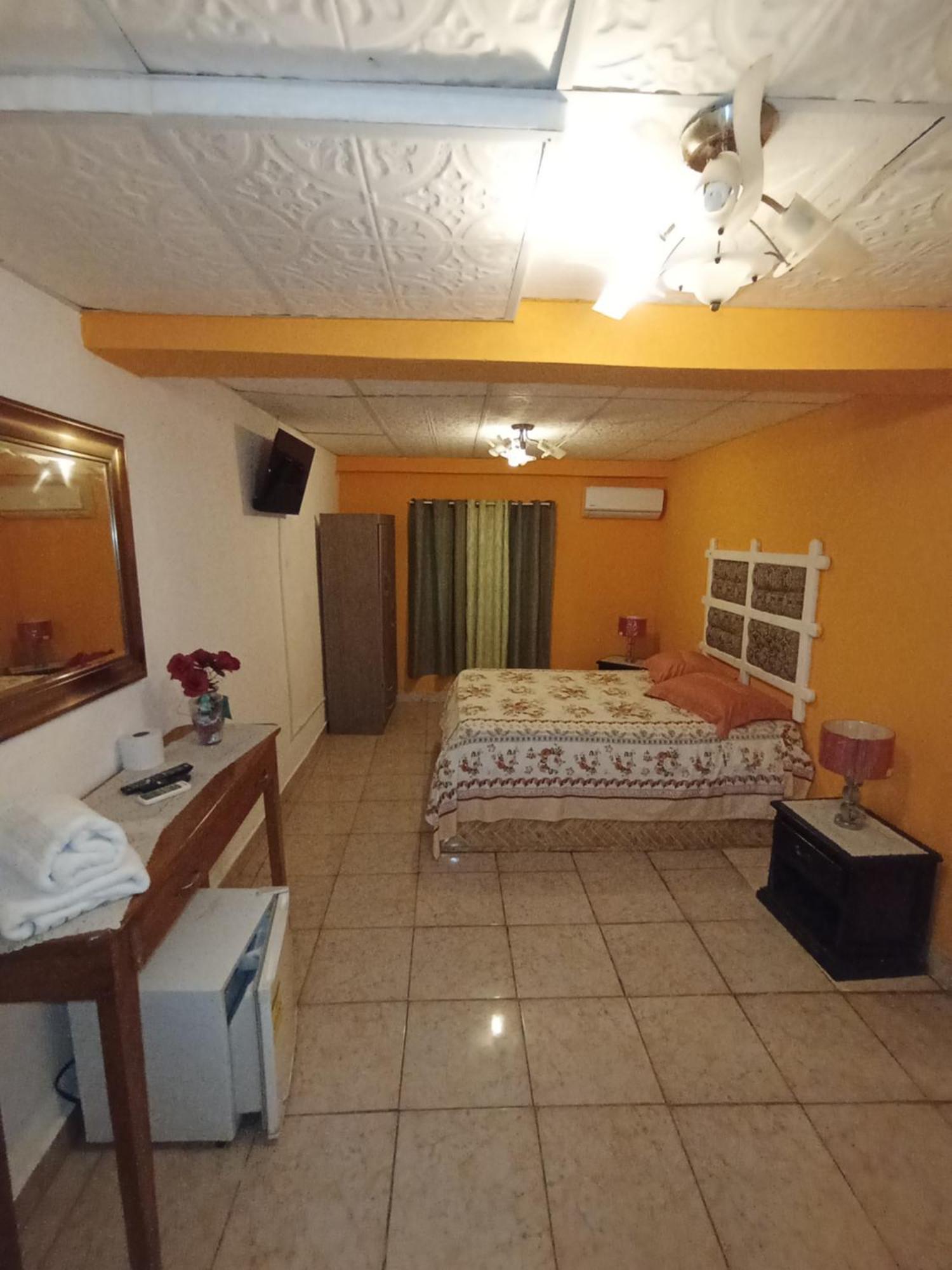 Belo Bay Apartment Hotel Portobelo Exterior photo